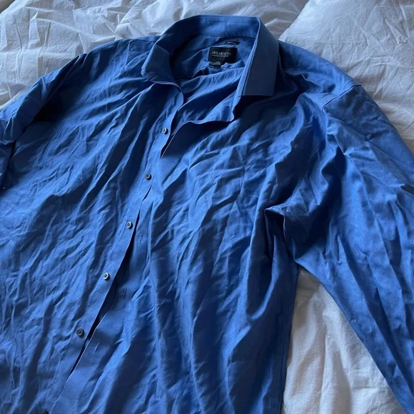 Dark blue men’s button up - Picture 2 of 13